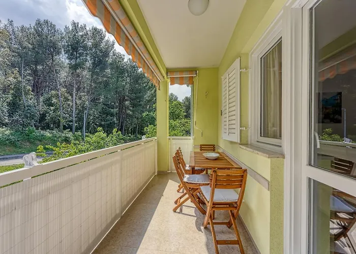 شقة Pavluk With Balcony