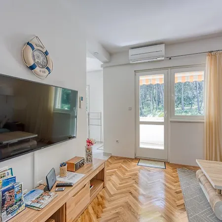 Pavluk With Balcony * 포레치