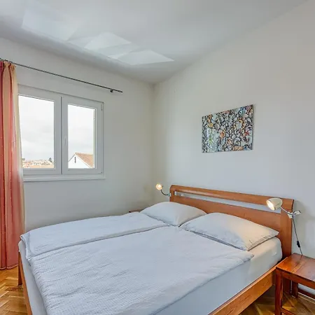 Pavluk With Balcony *